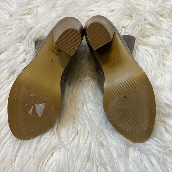Steve Madden Womens Suede Ankle Bootie Block High Heels Boots Buckle Gray Size 6 - Picture 6 of 8